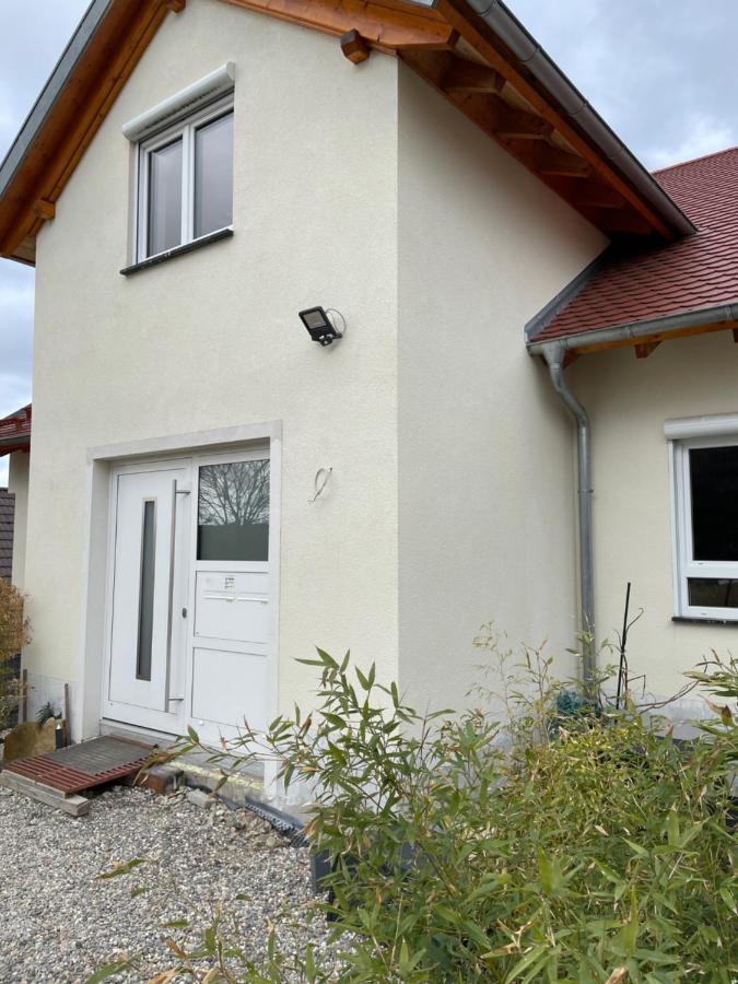 Ferienwohnung Am Weinberg - stilvoll, ruhig, zum wohlfühlen Pfaffenweiler Exterior foto